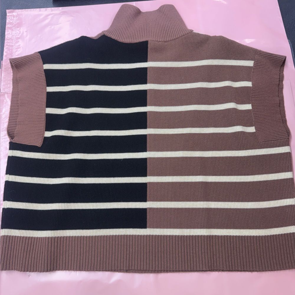 Entro Half-Zip Colorblock Striped Sweater Vest M – Boutique Cutie! - Picture 6 of 11